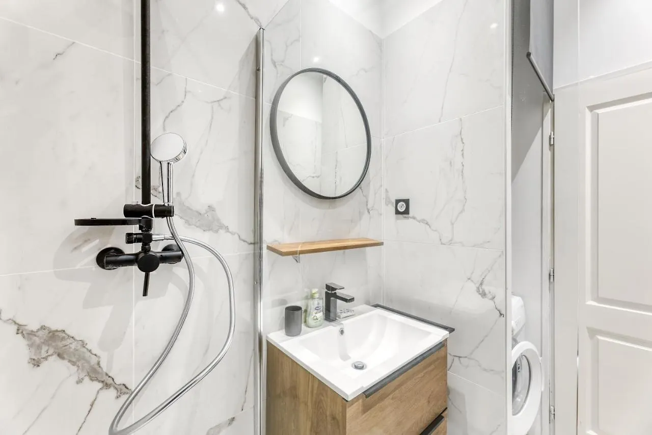 Superbe Appartement T2 Hyper Centre Aix-les-Bains 0*,  France